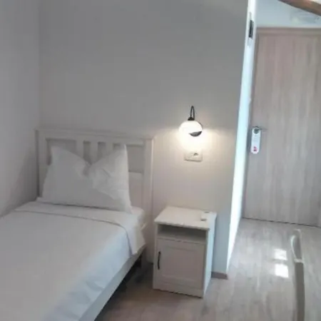 Casa Rossa In Istria 3* מוטובון