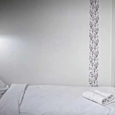 Casa Rossa In Istria מלון