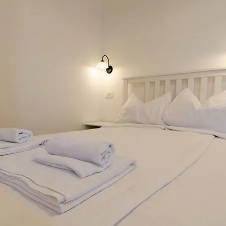 Casa Rossa In Istria מלון